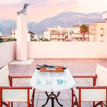 Spacious Urban Haven-Family Home, Perfect Location Kalamata Exteriör bild