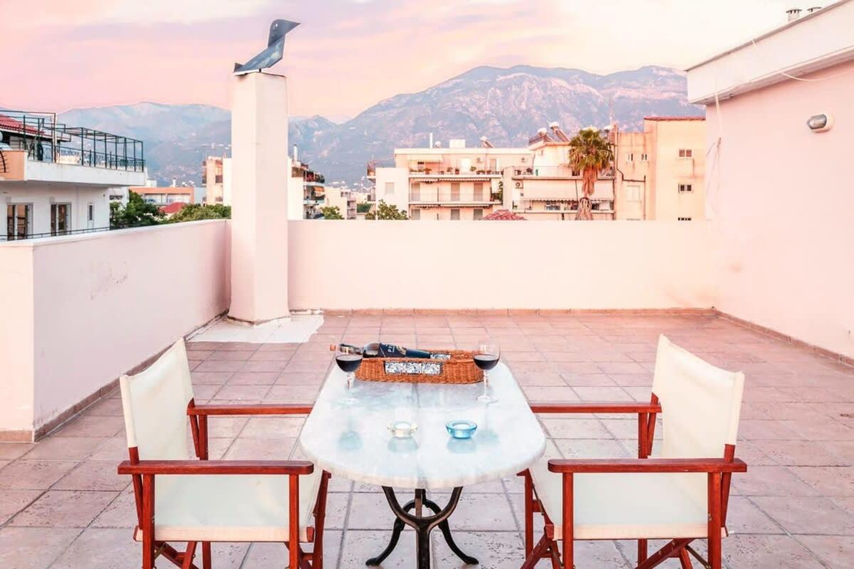 Spacious Urban Haven-Family Home, Perfect Location Kalamata Exteriör bild