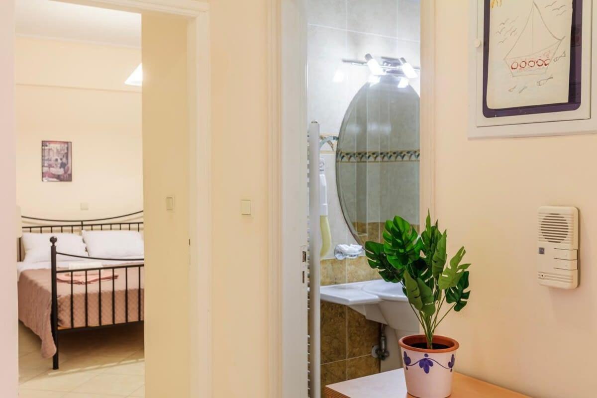 Spacious Urban Haven-Family Home, Perfect Location Kalamata Exteriör bild