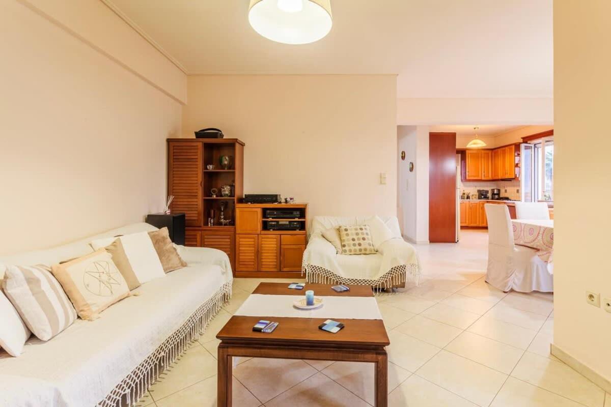 Spacious Urban Haven-Family Home, Perfect Location Kalamata Exteriör bild