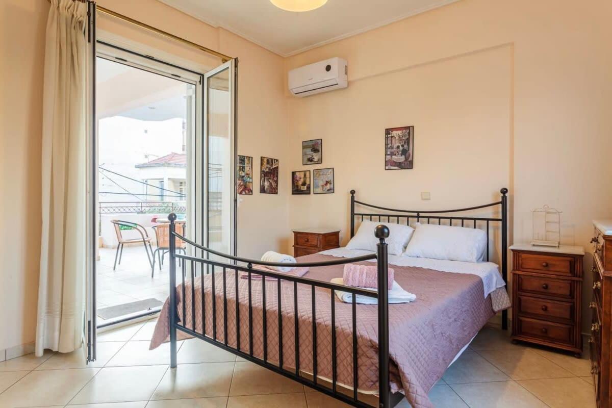 Spacious Urban Haven-Family Home, Perfect Location Kalamata Exteriör bild